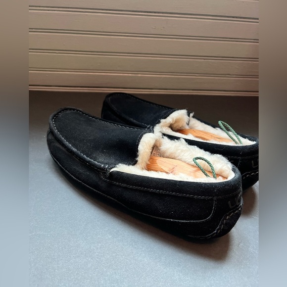 UGG Men's ASCOT Casual Comfort Slipper Size 11 Loafers BLACK 1101110 Moccasins - Picture 3 of 11